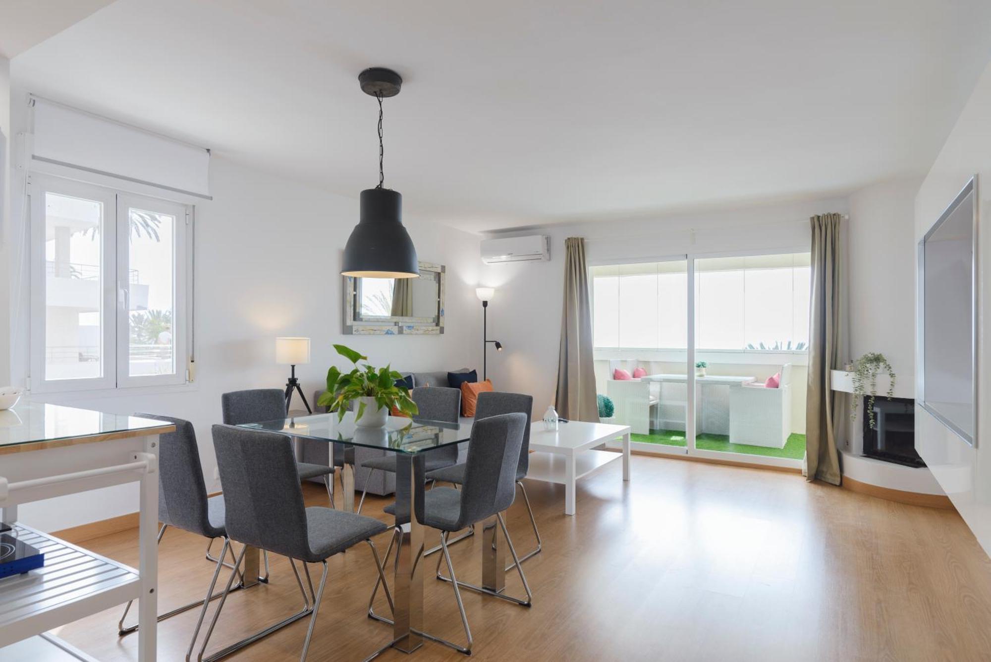 Sea Front Apartment In Marbella Center ภายนอก รูปภาพ